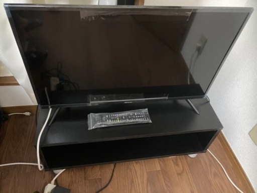 2020年製ハイセンスHISENSE 液晶テレビとテレビ台