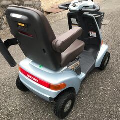 ☆彡保証付き!!! ⑦ スズキ製・電動車いす・車椅子・セニアカー。シニアカー。介護用品。すぐに乗れます。免許不要。操作簡単!!バッテリー新品!の画像