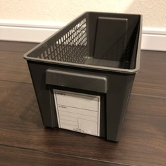 【お譲り先決まりました】セリア プラスチック収納カゴ バスケット 9個セットの画像