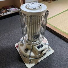 引き取り限定！　アラジン石油ストーブBF3907W (14年製)