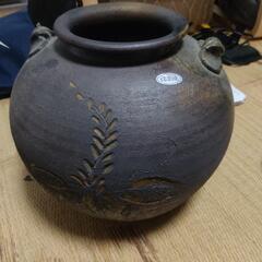 花瓶 壺？