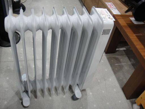 PHILIPS　オイルヒーター　HD3471【モノ市場東海店】ｙ