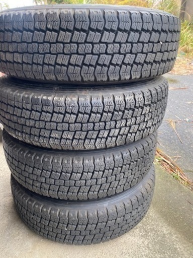 トヨタハイエース185\65R15 TOYO 2018年スタッドレスタイヤ