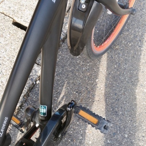 子ども用自転車✨ブリヂストン　Levena✨スポーツタイプ✨18インチ✨軽量のアルミフレーム✨黒✨鍵なしタイプ✨中古品✨【こちらは店舗