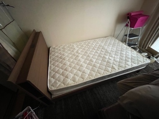 特価！マット新品未使用　セミダブルベット