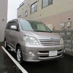 ★車検チョット付き　H14年　ノア4WD