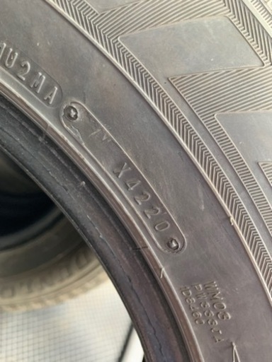 スタッドレスタイヤ　205\65\R16 2020製造