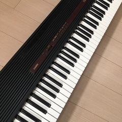 電子ピアノ