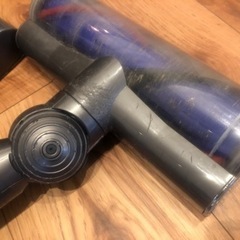 壊れた掃除機の画像