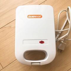 ホットサンドメーカーホワイトの画像