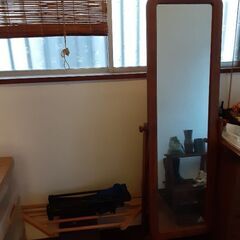 木製スタンドミラー