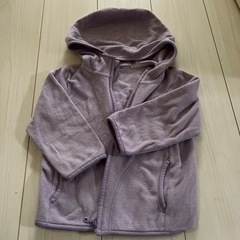 ユニクロ冬服　100の画像