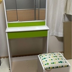 【受け渡し者さま決定しました】３面ドレッサー 早い者勝ちです
