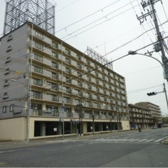 大型店舗、事務所♫敷地内駐車場に駐車場完備♫1階路面店♫