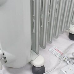 デロンギ オイルヒーター HJ0812の画像