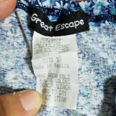 5歳用　Great Escape　青い花柄　七分袖の画像