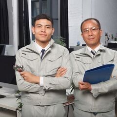 【製造業】光学フィルムの製造　≪年間休日199日≫≪機械操作や検...