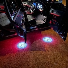 本日限定最終値下　諸費用コミ☆メルセデスベンツ　E200 アバンギャルド　低走行☆の画像