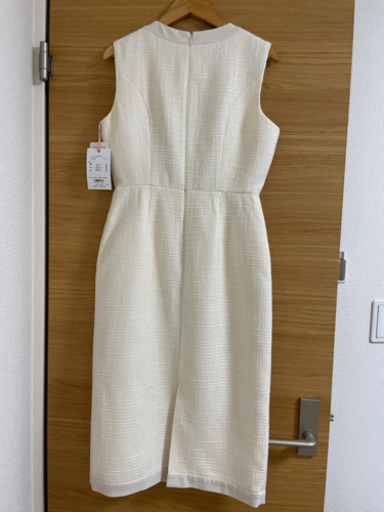 新品　ワンピースサイズM