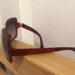 マークバイマークジェイコブスサングラス レンズに傷ありの画像