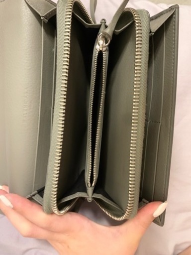 BALENCIAGA グレー　長財布