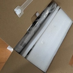 【新品未使用】プロジェクター 小型 5G WiFi 7500lm ネイティブ1080P【100"スクリーン付き】スマホと直接接続 変換ケーブル不要 ズーム機能 家庭用/天井 スマホ/パソコン/TV Stick/PS4/Switchゲーム機/DVDプレヤーなど接続可 取扱書 ホワイト　　④の画像