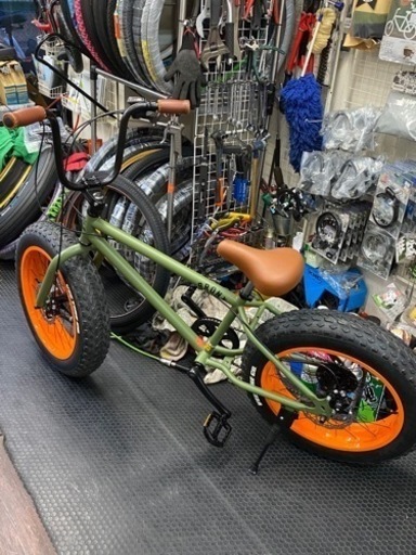 ブロンクス 20インチ