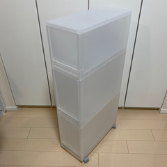 無印良品　ポリプロピレンストッカー　キャスター付の画像