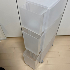 無印良品　ポリプロピレンストッカー　キャスター付の画像