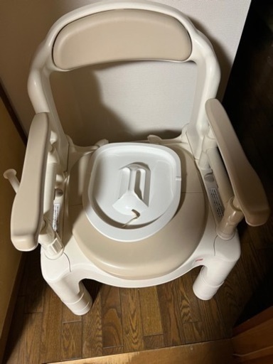 介護トイレ　新品　未使用