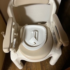 介護トイレ　新品　未使用