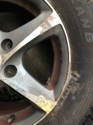 スタッドレスタイヤ　195/65R15