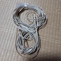 固定電話機　分配器？　電話線の3点の画像