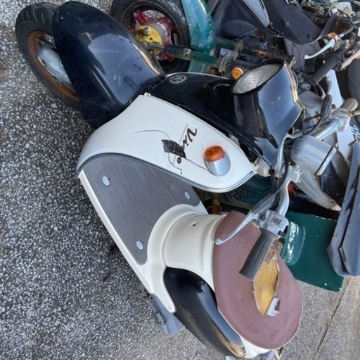 ヤマハ　ビーノ　部品取り・レストアベース