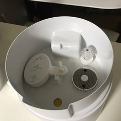 【値下げ】milin 加湿器　除菌　ダブル効果　ほぼ新品の画像