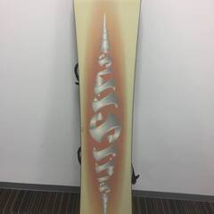 ♪【値下げしました】スノーボード板 ビンディング付 全長147㎝ ウインタースポーツ スノボ (NF211026) 303-257 Wの画像