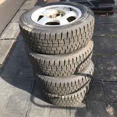 スタッドレスタイヤ　185/65R14 2016年
