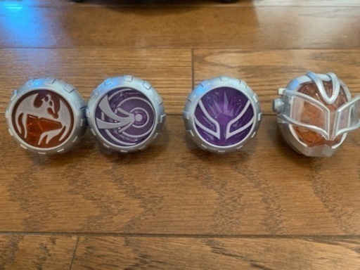 仮面ライダーウィザード ビースト＆白い魔法使いドライバー