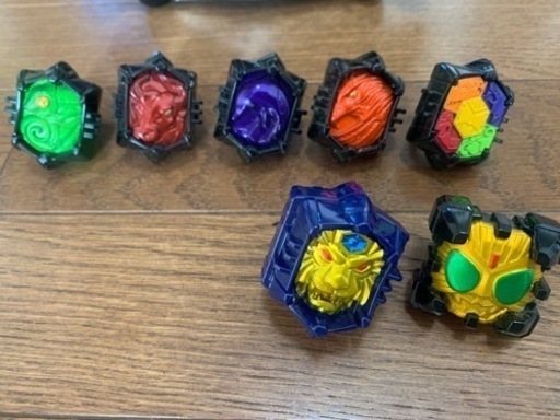 仮面ライダーウィザード ビースト＆白い魔法使いドライバー