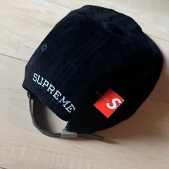 supreme キャップの画像