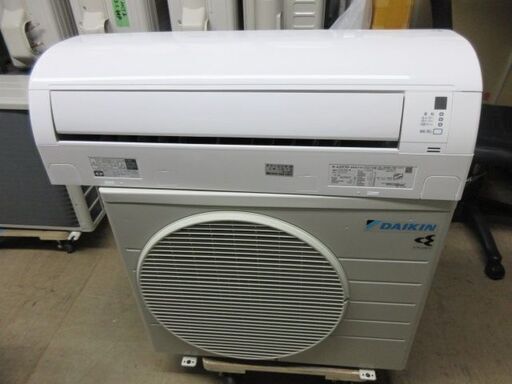 K02582　ダイキン　中古エアコン　主に8畳用　冷2.5kw ／ 暖2.8kw