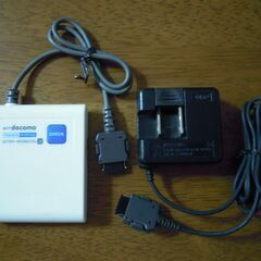 FOMAケータイ充電器セット　中古