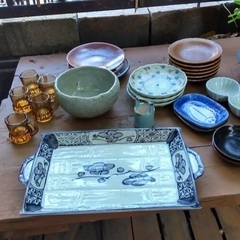 食器　一個50円の画像