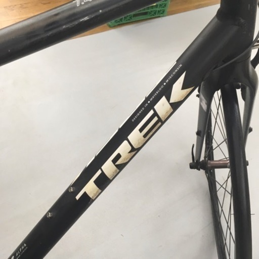 S136☆クロスバイク☆TREK SEVEN4 7.4 ☆トレック☆ブラック☆3X9段