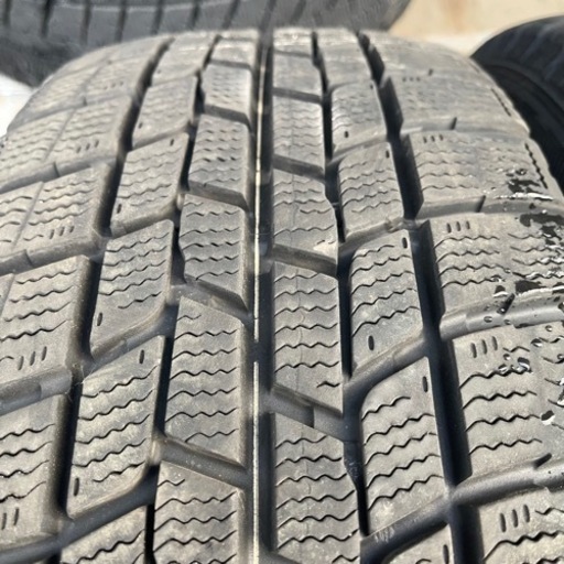 バリ山　グッドイヤー　アイスナビ6 205/55R16 スタッドレス  タイヤ　2017年製