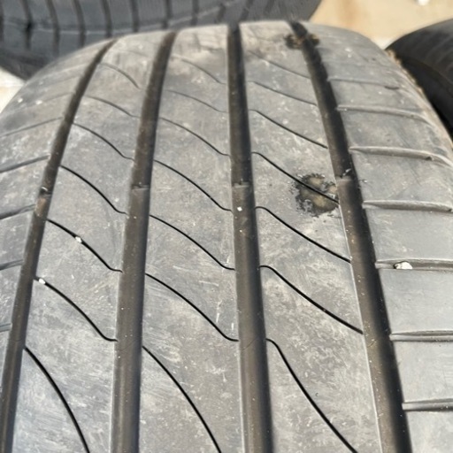 バリ山　ミシュラン　215/55R17 夏タイヤ　2018年製