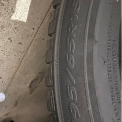 スタッドレス　 5穴　ノア　ヴォクシーでしたの画像