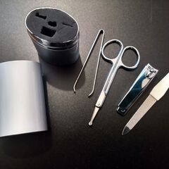 【無料】携帯爪切りセットB　ネイルケア　ハサミ　刺抜き