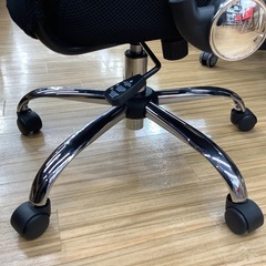 ティアイアイの昇降式オフィスチェアを紹介します！トレジャーファクトリーつくば店の画像