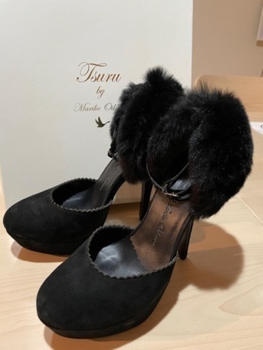 【美品】TSURU by MARIKO OIKAWA 　リアルファー付き　ハイヒール　ブラック　正規箱・ヒール交換ゴム付